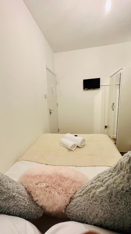 City Lodge Excel Лондон Екстер'єр фото